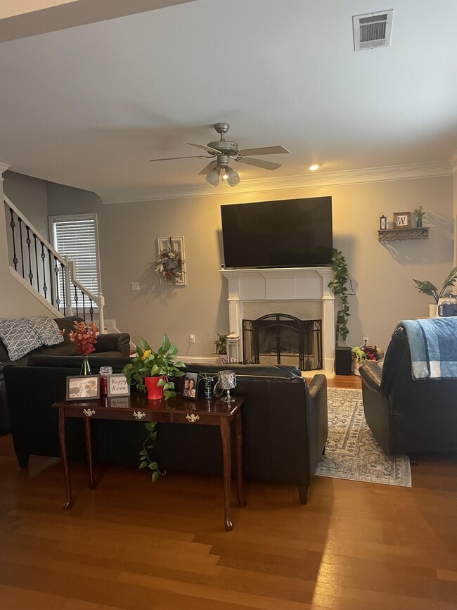 Photo - 1011 Fair Hill Dr House