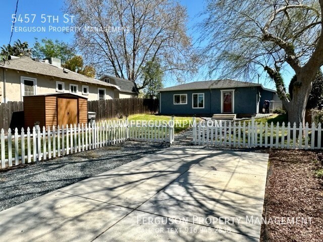 Building Photo - Three Bedroom Home in a Classic Rocklin Ne...