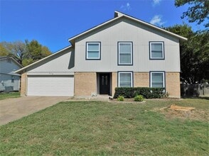 Building Photo - 219 Wildfire Dr