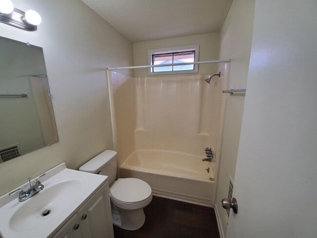 Foto del edificio - 910 Fiske St