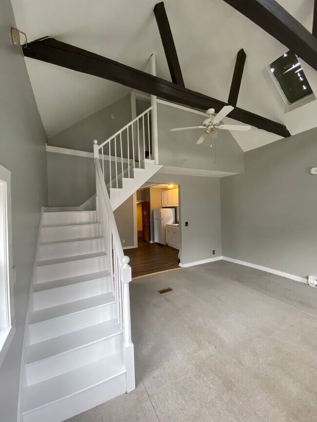 10 Folsom Rd, Ossipee, NH 03814 House Rental in Ossipee, NH