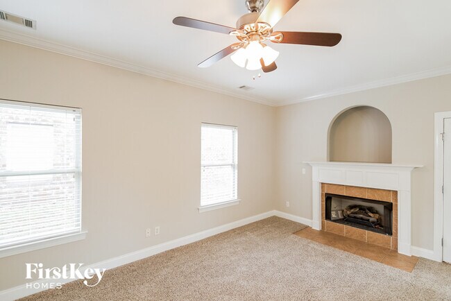 Building Photo - 157 Glen Cross Cir