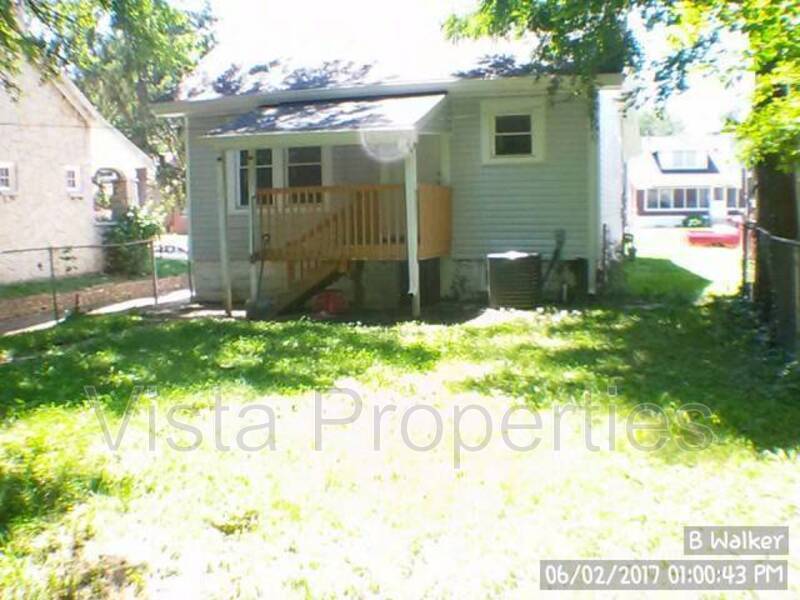 Building Photo - 4131 Larkwood Ave