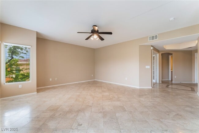 Building Photo - 10830 Amber Ridge Dr