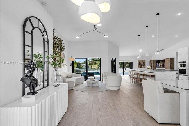 Foto del edificio - 10208 SW 12th St