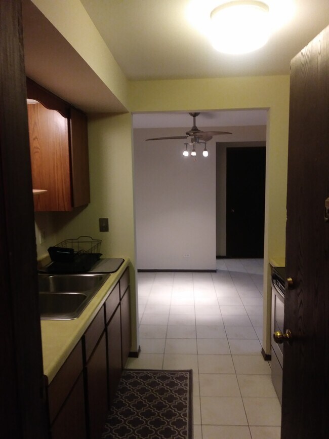 Foto del edificio - 5101 N East River Rd