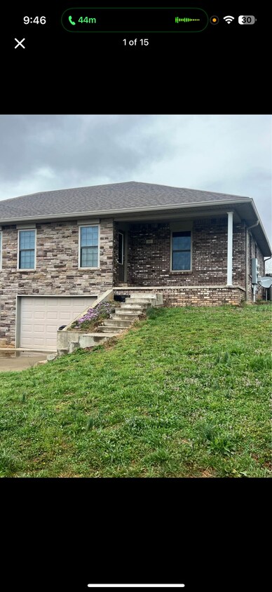 Primary Photo - 112 Wood Ln