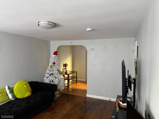 Foto del edificio - 719 Thomas St