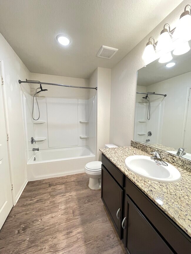 Master Bathroom - 13331 William McKinley Way