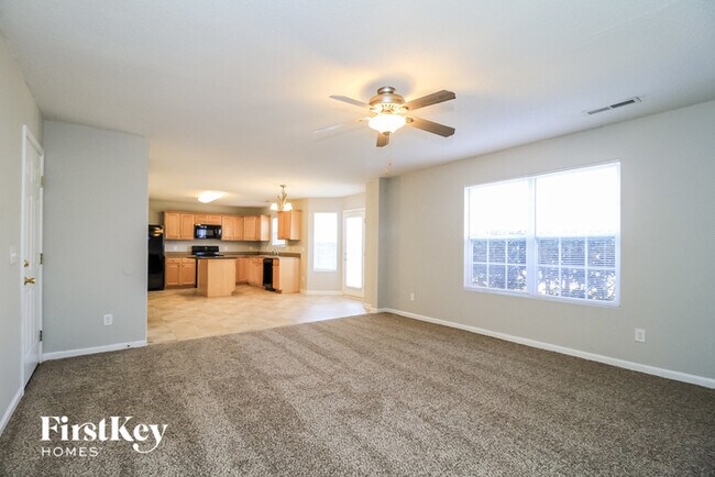 Building Photo - 7011 Hill-N-Dale Dr