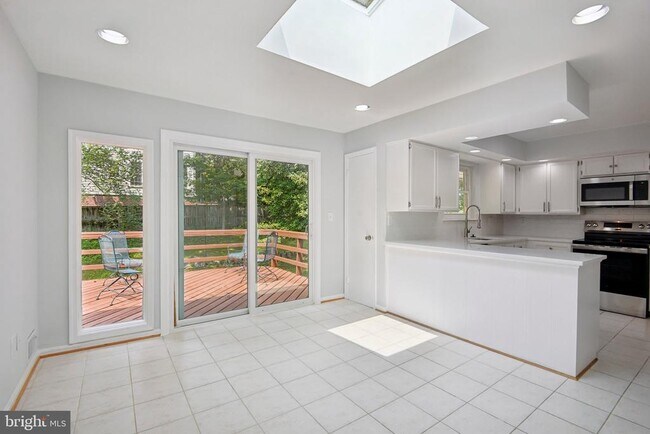Foto del edificio - 9216 Moultrie Pkwy