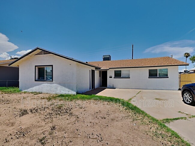 Building Photo - 2252 W Pecan Rd