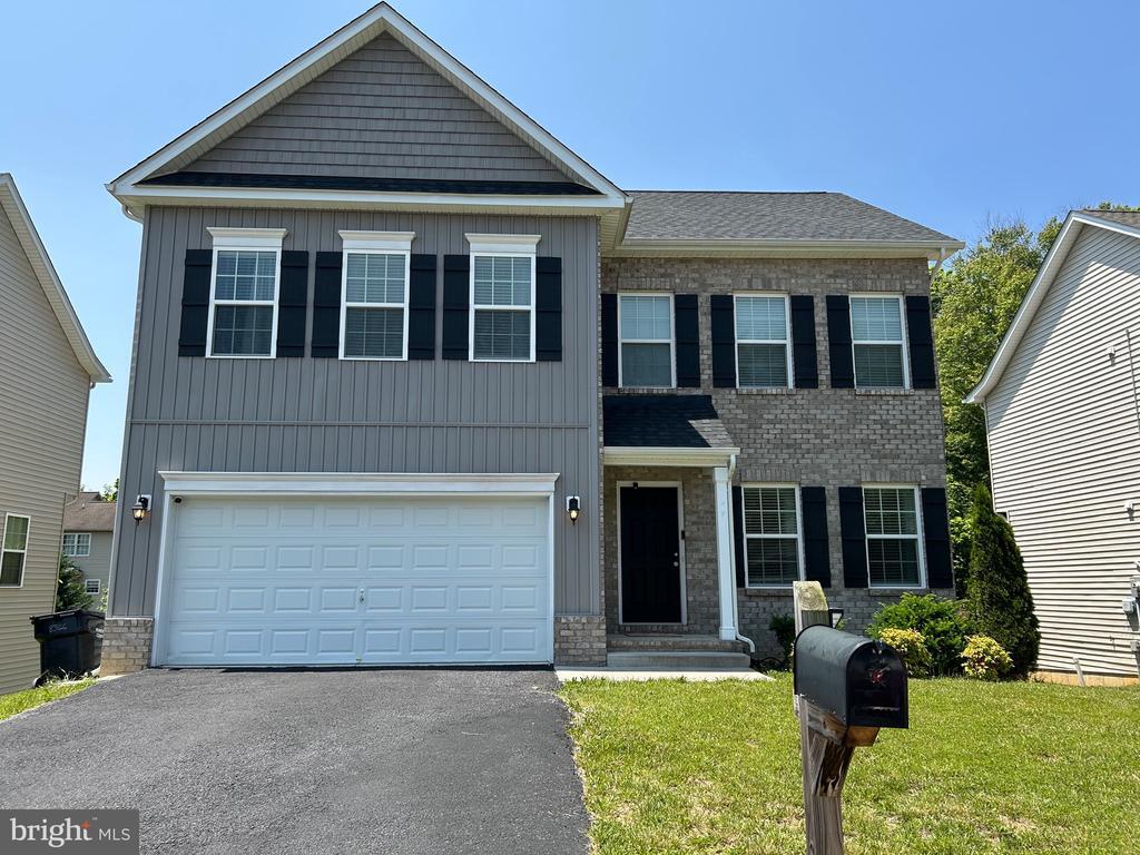 Foto principal - 8366 Leighburn Dr