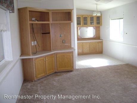 Building Photo - 580 Wilson Dr