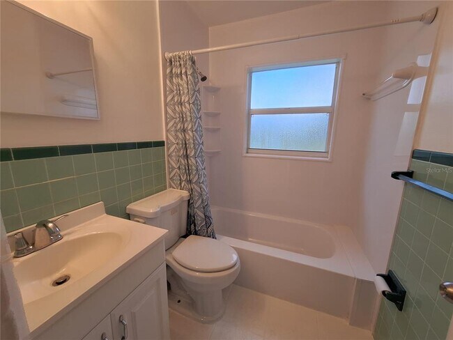 Foto del edificio - 11103 N 21st St