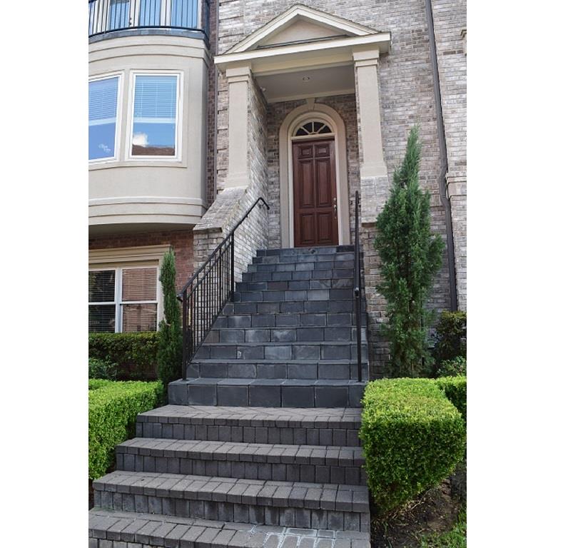 Primary Photo - 4 Waterway Ct