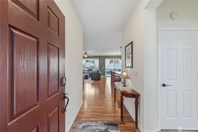 Building Photo - Spacious 2Br in Trilogy at Redmond Ridge 55+ Community