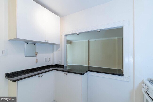 Foto del edificio - 1 Canterbury Square