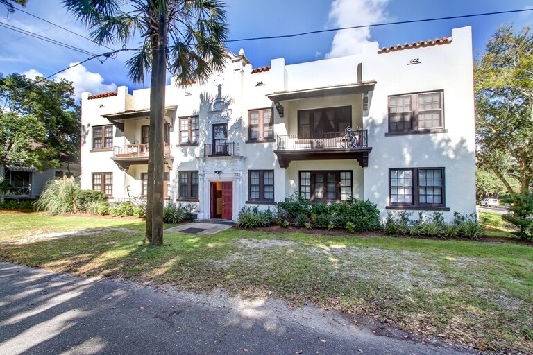 Primary Photo - 3205 Herschel St