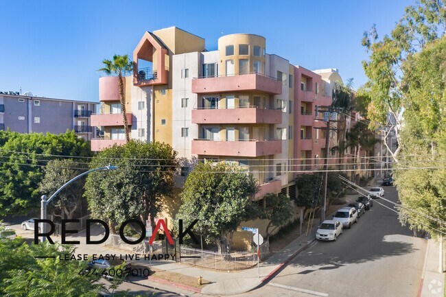 Foto del edificio - ~2 Weeks FREE~ Spacious, Beautiful Two Bed...