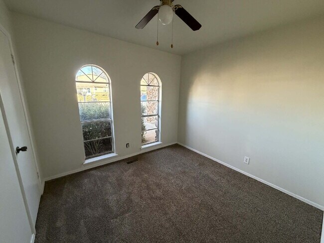 Foto del edificio - 1708 S 5th St