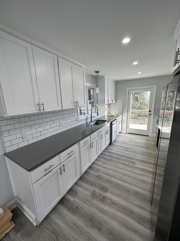 Building Photo - 228 Chesna Dr