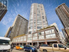 Building Photo - 24 Wellesley St W