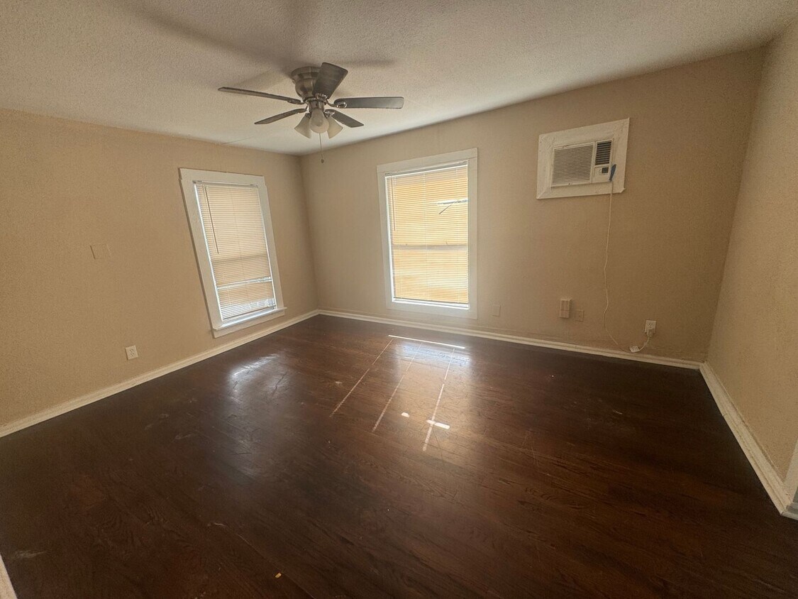 Charming 1BR Multi Family - Charming 1BR Multi Family