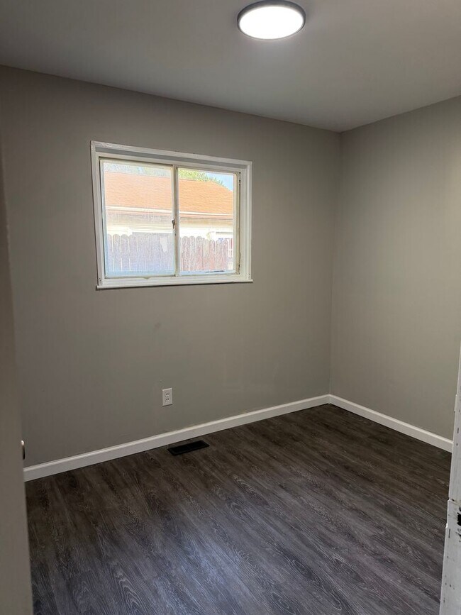Foto del edificio - 2905 Fairmount St NE