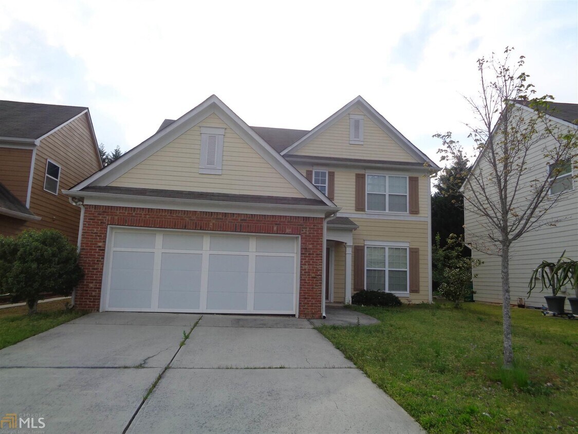 Primary Photo - 145 Laurelton Cir