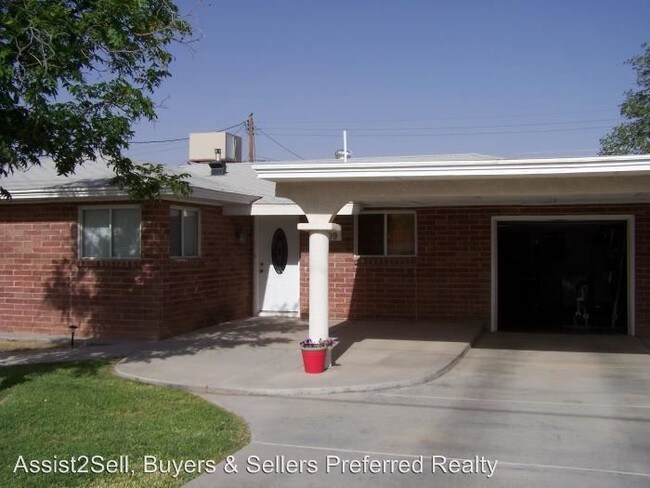 Building Photo - 1509 Cuba Ave