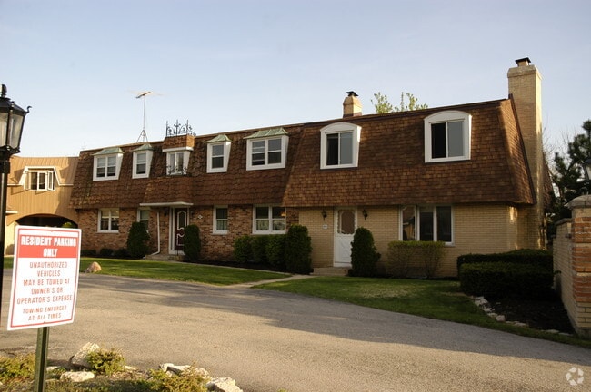 quarter apartments west dundee il 830 834 quarter rd west dundee il 60118 rentals west dundee il apartments quarter apartments west dundee il 830 834 quarter rd west dundee il 60118 rentals west dundee il apartments