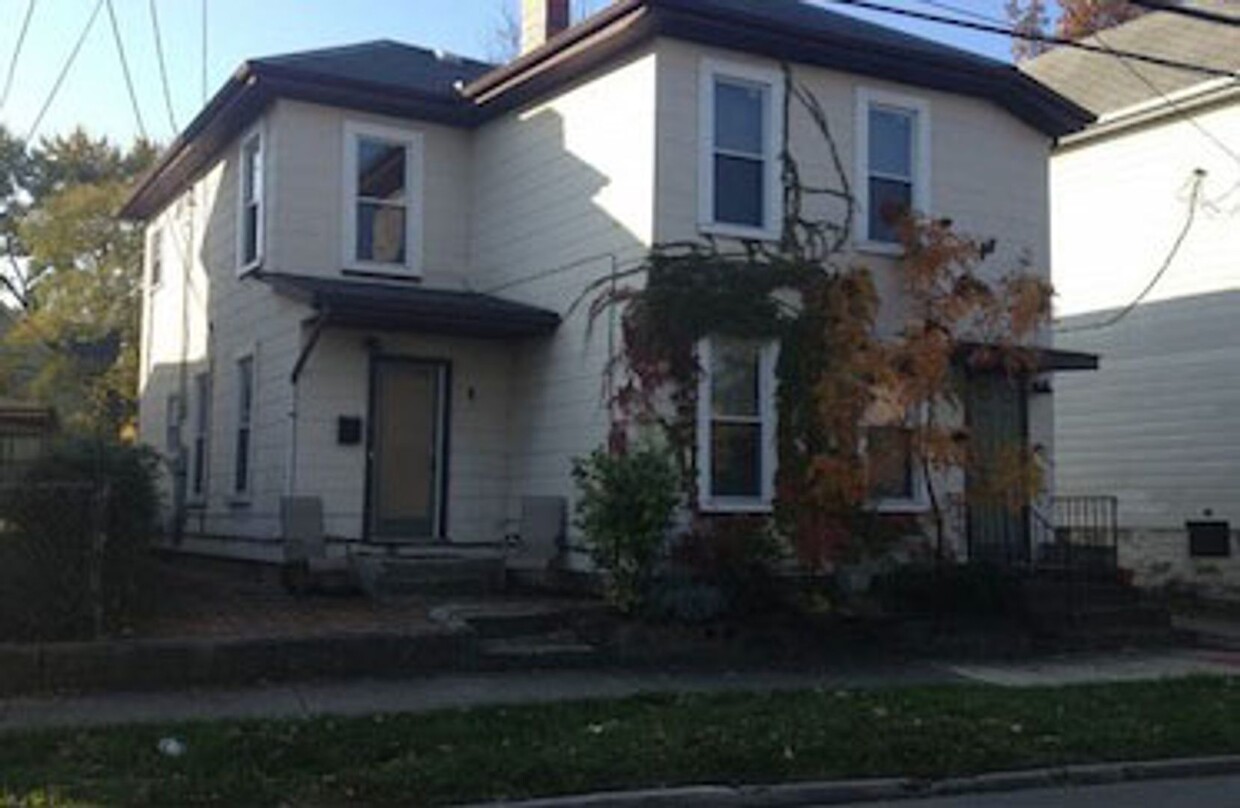 Primary Photo - 193 E 2nd Ave