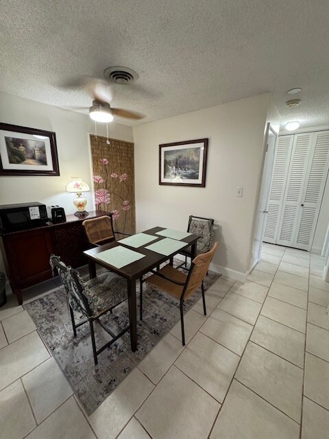 Building Photo - 310 Taylor Ave