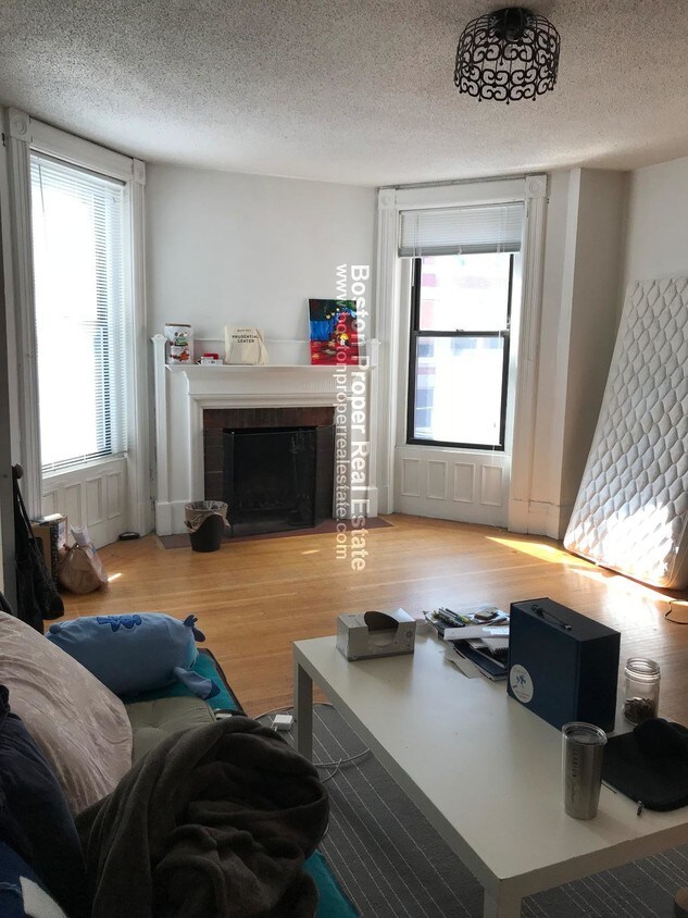 290 Newbury St, Boston, MA 02115 Rentals in Boston at 290 Newbury St