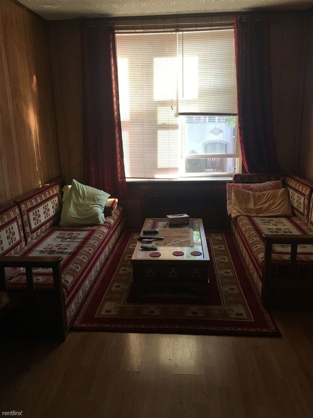 Primary Photo - 2 br, 1 bath Apartment - 2039 85th St
