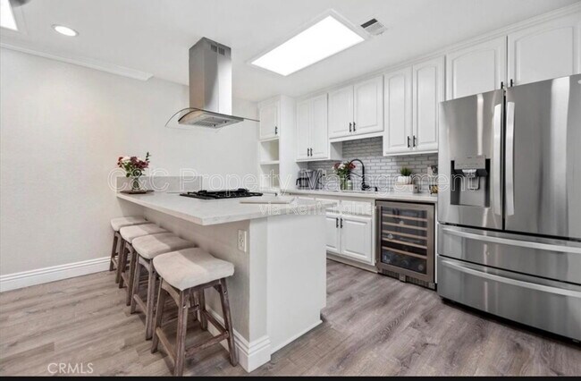 Foto del edificio - 2764 Tropicana Dr