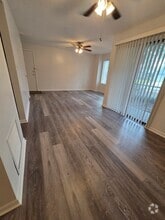 Building Photo - 3550 Sable Palm Ln