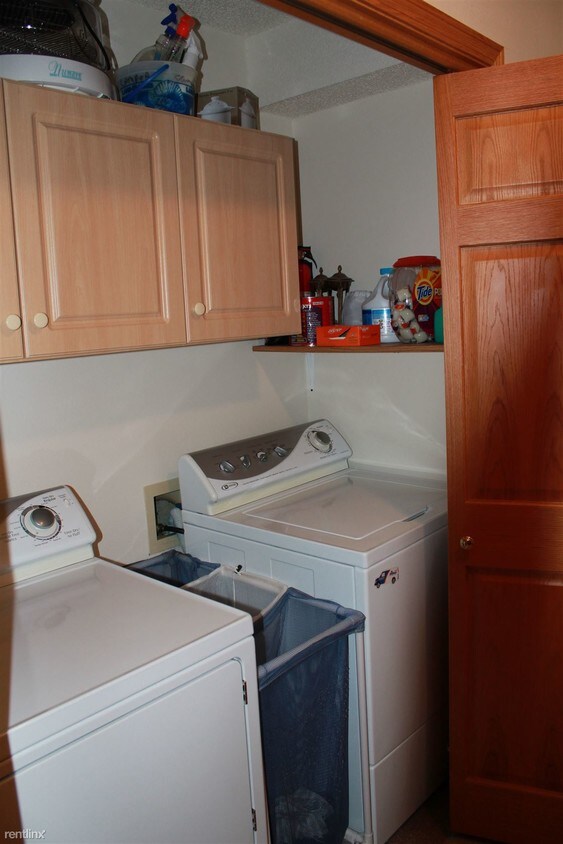 117 15th St NE, Mandan, ND 58554 House Rental in Mandan, ND