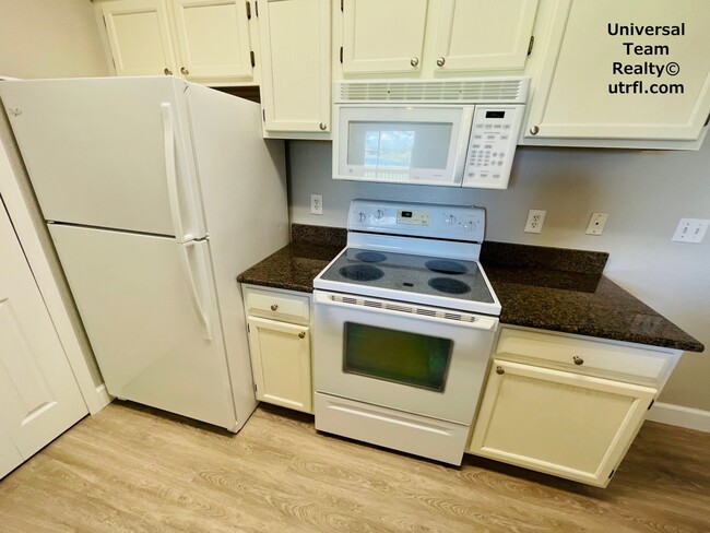 Photo - 11480 Villa Grand Townhome