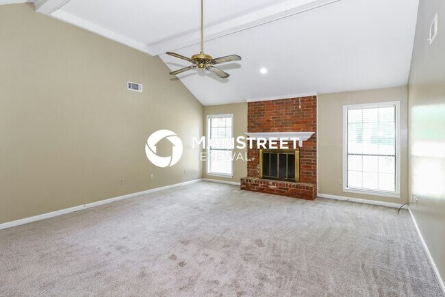 Building Photo - 3 Bedroom Pet-Friendly Home in Cordova, TN with Main Street Renewal