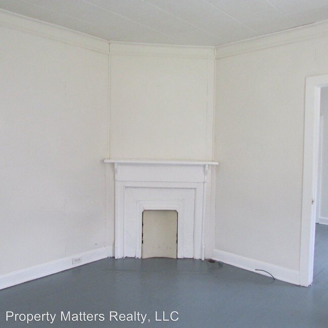 Building Photo - 2 br, 1 bath House - 108 Dean Street
