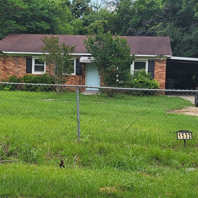 Primary Photo - 1532 Rockdale Dr