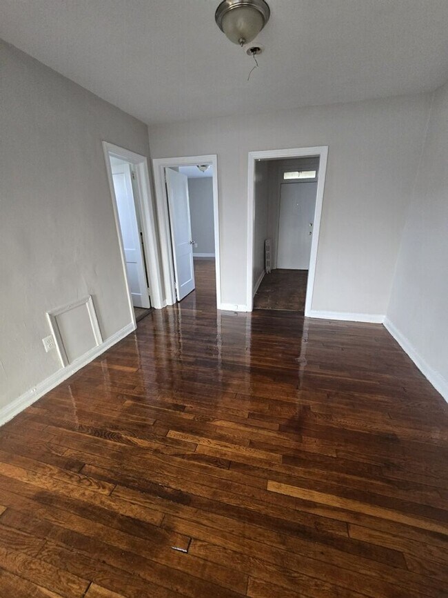 Foto del edificio - 3300 East Capitol St NE