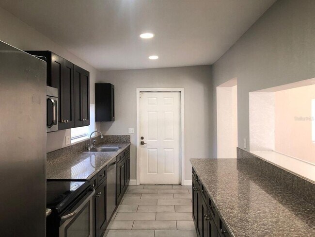 Foto del edificio - 4062 10th Ave N