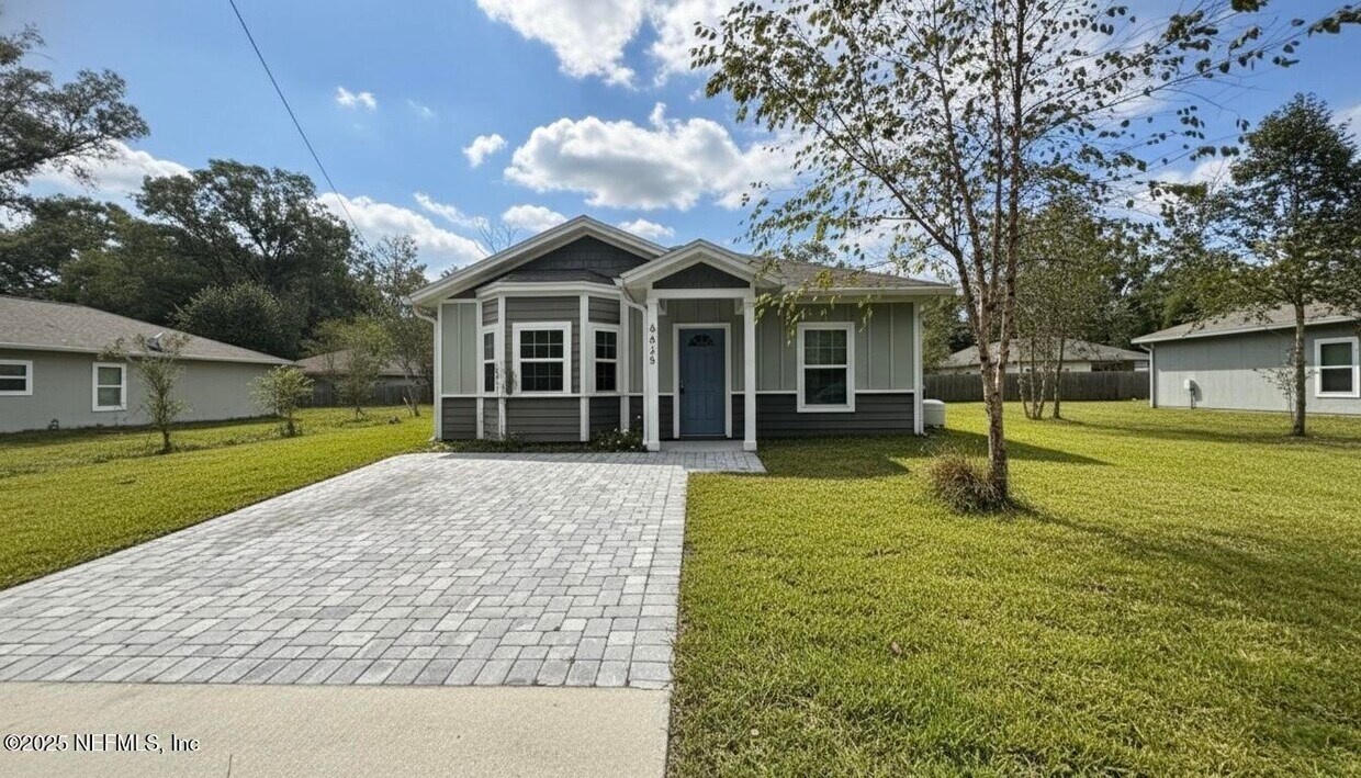 Foto principal - 6625 Osceola St