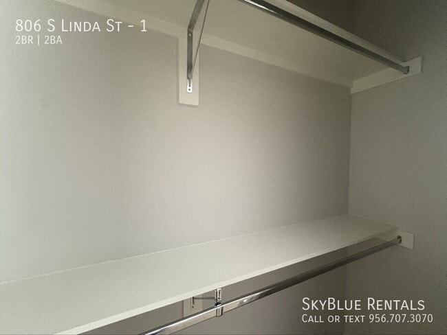 Foto del edificio - 806 S Linda St