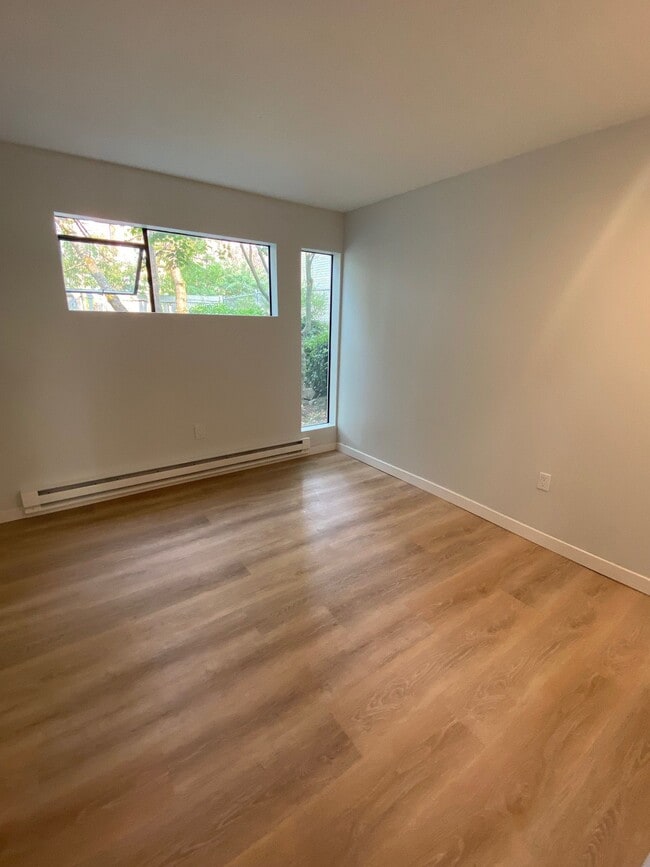 Foto del edificio - Capitol Crest