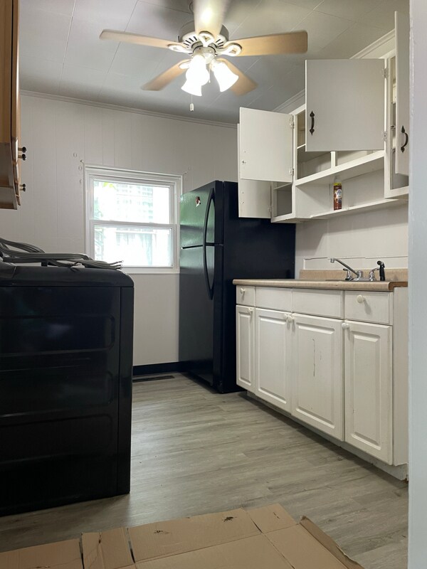 Foto del edificio - 328 6th Ave W