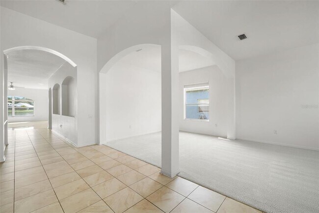 Building Photo - 5234 Spectacular Bid Dr
